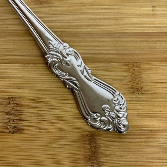 Reed and Barton Duchess Of Marlborough Solid Shell Casserole Spoon Stainless - Picture 2 of 5
